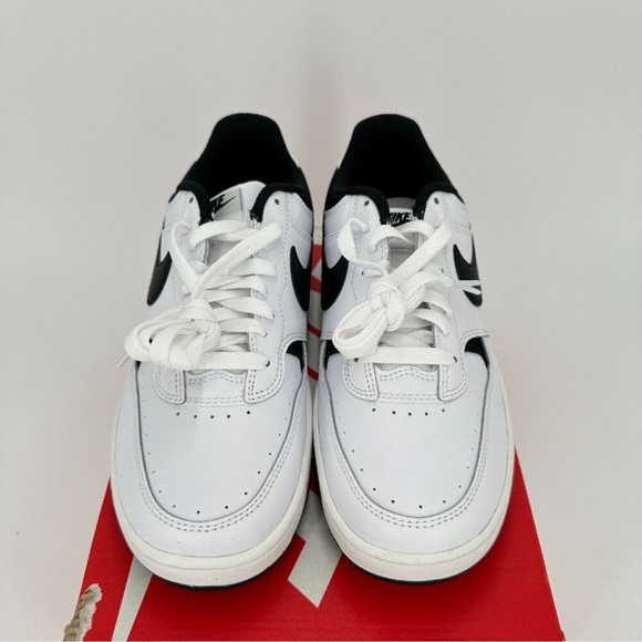 Nike Women's Gamma Force Sneakers sz 7.5 Lace-Up Shoes White/Black DX9176-100 - Picture 2 of 10